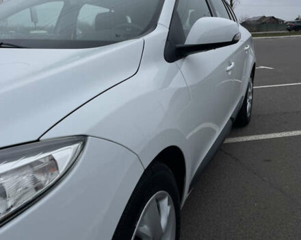 Білий Рено Меган, об'ємом двигуна 1.46 л та пробігом 256 тис. км за 7999 $, фото 3 на Automoto.ua