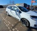 Белый Рено Меган, объемом двигателя 1.5 л и пробегом 302 тыс. км за 8000 $, фото 2 на Automoto.ua