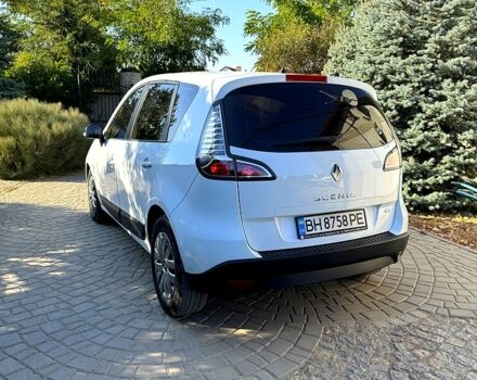 Белый Рено Меган, объемом двигателя 1.5 л и пробегом 250 тыс. км за 6300 $, фото 4 на Automoto.ua