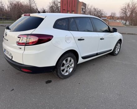 Белый Рено Меган, объемом двигателя 1.5 л и пробегом 217 тыс. км за 6800 $, фото 2 на Automoto.ua