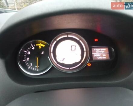 Белый Рено Меган, объемом двигателя 1.6 л и пробегом 245 тыс. км за 8800 $, фото 14 на Automoto.ua