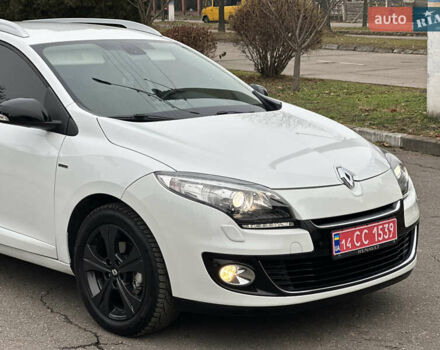 Белый Рено Меган, объемом двигателя 0 л и пробегом 262 тыс. км за 8499 $, фото 1 на Automoto.ua