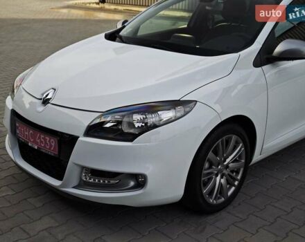 Белый Рено Меган, объемом двигателя 1.5 л и пробегом 209 тыс. км за 8900 $, фото 14 на Automoto.ua