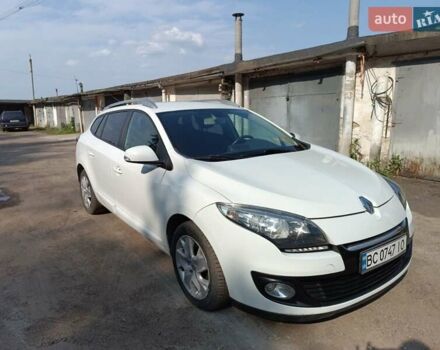 Белый Рено Меган, объемом двигателя 1.5 л и пробегом 250 тыс. км за 7100 $, фото 3 на Automoto.ua