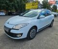 Белый Рено Меган, объемом двигателя 1.46 л и пробегом 301 тыс. км за 7600 $, фото 1 на Automoto.ua