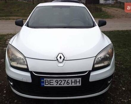 Белый Рено Меган, объемом двигателя 1.46 л и пробегом 270 тыс. км за 6100 $, фото 1 на Automoto.ua