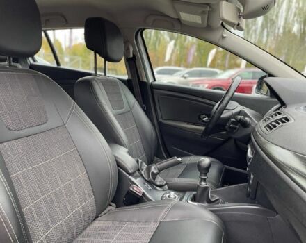 Рено Меган 2013 в Кривом Роге на Automoto.ua Белый Рено Меган, объемом двигателя 1.5 л и пробегом 148 тыс. км за 9100 $, фото 9 на Automoto.ua