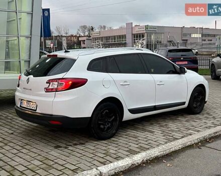 Белый Рено Меган, объемом двигателя 1.5 л и пробегом 300 тыс. км за 6600 $, фото 9 на Automoto.ua