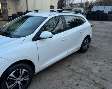 Белый Рено Меган, объемом двигателя 1.5 л и пробегом 300 тыс. км за 7999 $, фото 4 на Automoto.ua