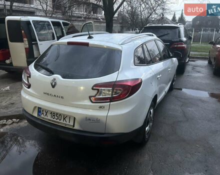 Белый Рено Меган, объемом двигателя 1.46 л и пробегом 175 тыс. км за 6500 $, фото 1 на Automoto.ua