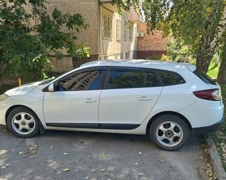 Белый Рено Меган, объемом двигателя 1.5 л и пробегом 320 тыс. км за 6200 $, фото 4 на Automoto.ua