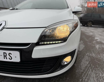 Белый Рено Меган, объемом двигателя 1.6 л и пробегом 153 тыс. км за 9300 $, фото 19 на Automoto.ua