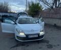 Белый Рено Меган, объемом двигателя 1.5 л и пробегом 300 тыс. км за 7999 $, фото 1 на Automoto.ua