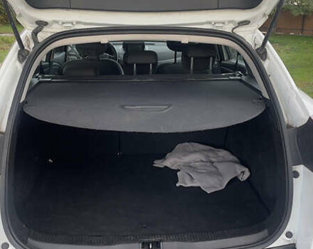 Рено Меган 2013 в Локачи на Automoto.ua Белый Рено Меган, объемом двигателя 1.5 л и пробегом 290 тыс. км за 7500 $, фото 7 на Automoto.ua