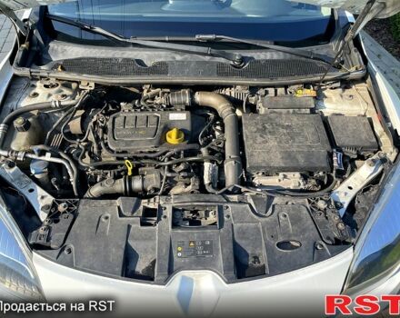 Білий Рено Меган, об'ємом двигуна 1.6 л та пробігом 368 тис. км за 6900 $, фото 7 на Automoto.ua