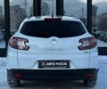 Білий Рено Меган, об'ємом двигуна 1.5 л та пробігом 300 тис. км за 8490 $, фото 6 на Automoto.ua