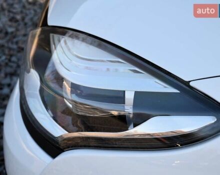 Белый Рено Меган, объемом двигателя 1.46 л и пробегом 252 тыс. км за 7800 $, фото 16 на Automoto.ua