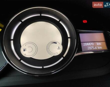 Білий Рено Меган, об'ємом двигуна 1.46 л та пробігом 205 тис. км за 7500 $, фото 12 на Automoto.ua