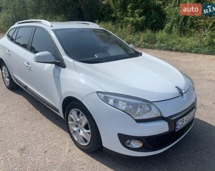 Белый Рено Меган, объемом двигателя 1.46 л и пробегом 250 тыс. км за 7600 $, фото 1 на Automoto.ua