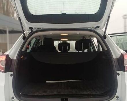 Белый Рено Меган, объемом двигателя 1.5 л и пробегом 378 тыс. км за 5200 $, фото 35 на Automoto.ua