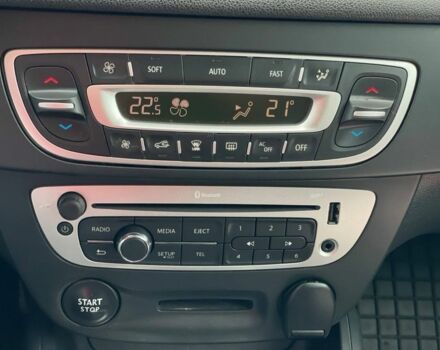 Рено Меган 2013 в Кривом Роге на Automoto.ua Белый Рено Меган, объемом двигателя 1.5 л и пробегом 148 тыс. км за 9100 $, фото 10 на Automoto.ua