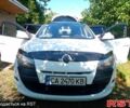 Белый Рено Меган, объемом двигателя 1.5 л и пробегом 342 тыс. км за 7500 $, фото 1 на Automoto.ua
