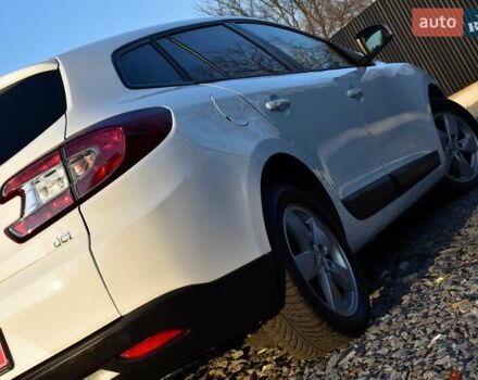 Белый Рено Меган, объемом двигателя 1.5 л и пробегом 232 тыс. км за 7800 $, фото 23 на Automoto.ua