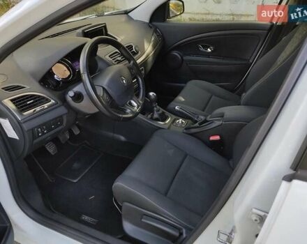 Белый Рено Меган, объемом двигателя 1.5 л и пробегом 273 тыс. км за 7500 $, фото 6 на Automoto.ua