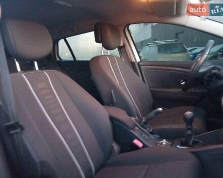 Белый Рено Меган, объемом двигателя 1.5 л и пробегом 315 тыс. км за 8990 $, фото 16 на Automoto.ua