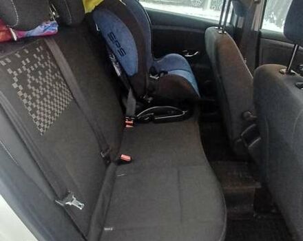 Белый Рено Меган, объемом двигателя 1.5 л и пробегом 378 тыс. км за 5200 $, фото 14 на Automoto.ua