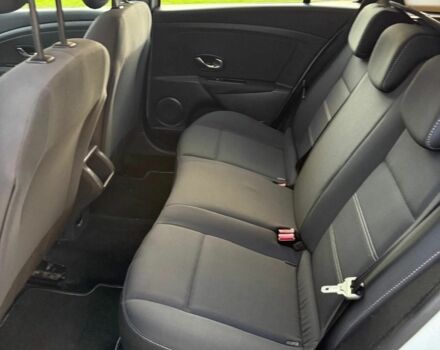 Белый Рено Меган, объемом двигателя 1.5 л и пробегом 188 тыс. км за 2300 $, фото 8 на Automoto.ua