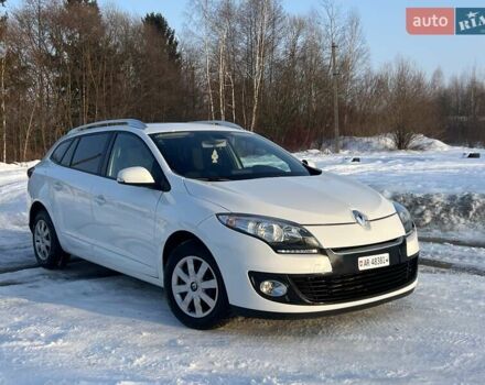 Белый Рено Меган, объемом двигателя 1.5 л и пробегом 189 тыс. км за 7750 $, фото 3 на Automoto.ua