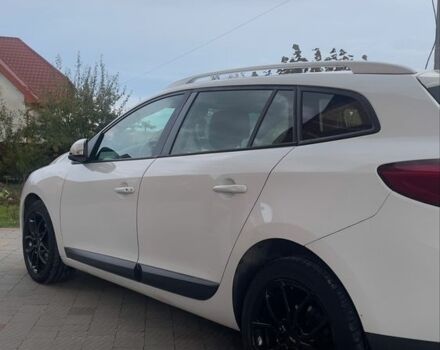 Рено Меган 2013 в Локачи на Automoto.ua Белый Рено Меган, объемом двигателя 1.5 л и пробегом 290 тыс. км за 7500 $, фото 5 на Automoto.ua