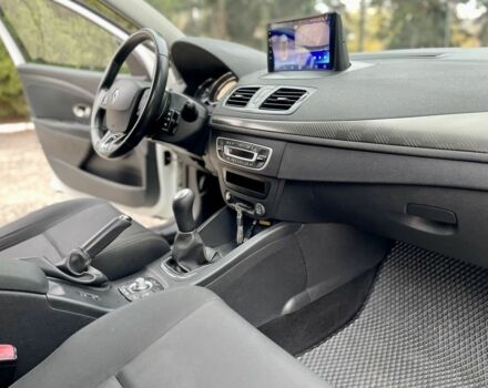 Белый Рено Меган, объемом двигателя 1.5 л и пробегом 286 тыс. км за 6999 $, фото 9 на Automoto.ua