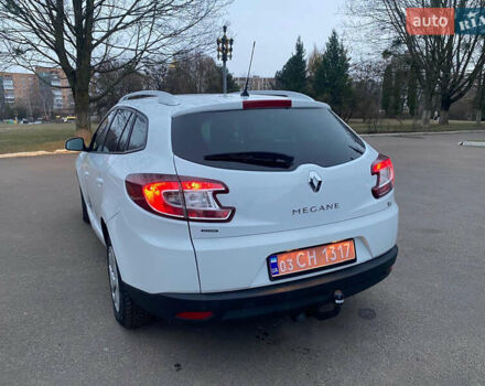 Белый Рено Меган, объемом двигателя 1.2 л и пробегом 146 тыс. км за 6600 $, фото 7 на Automoto.ua