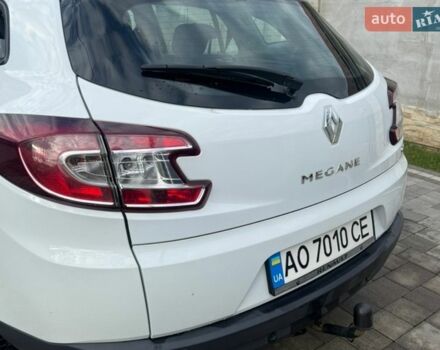 Белый Рено Меган, объемом двигателя 1.6 л и пробегом 267 тыс. км за 6800 $, фото 5 на Automoto.ua