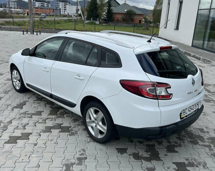 Белый Рено Меган, объемом двигателя 1.5 л и пробегом 240 тыс. км за 6900 $, фото 6 на Automoto.ua