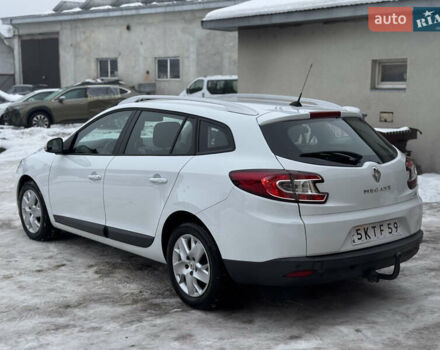 Белый Рено Меган, объемом двигателя 1.5 л и пробегом 230 тыс. км за 7350 $, фото 7 на Automoto.ua