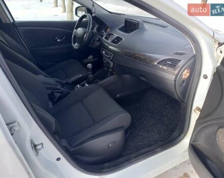 Білий Рено Меган, об'ємом двигуна 1.5 л та пробігом 222 тис. км за 6800 $, фото 59 на Automoto.ua