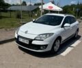 Белый Рено Меган, объемом двигателя 1.5 л и пробегом 239 тыс. км за 8000 $, фото 1 на Automoto.ua