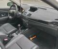 Белый Рено Меган, объемом двигателя 1.5 л и пробегом 260 тыс. км за 8100 $, фото 7 на Automoto.ua