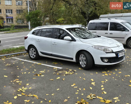 Белый Рено Меган, объемом двигателя 1.46 л и пробегом 276 тыс. км за 7700 $, фото 4 на Automoto.ua