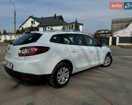 Белый Рено Меган, объемом двигателя 1.6 л и пробегом 209 тыс. км за 8350 $, фото 22 на Automoto.ua