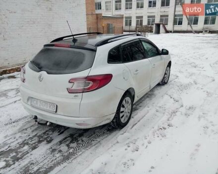 Белый Рено Меган, объемом двигателя 1.46 л и пробегом 307 тыс. км за 6900 $, фото 3 на Automoto.ua