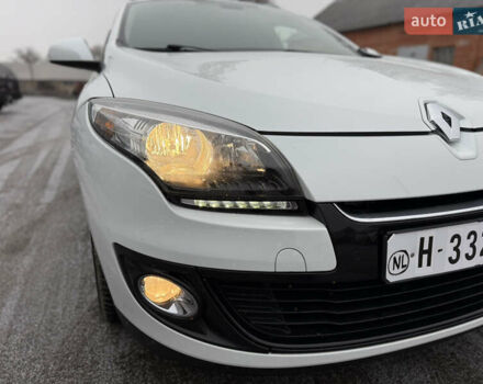 Белый Рено Меган, объемом двигателя 1.6 л и пробегом 153 тыс. км за 9300 $, фото 18 на Automoto.ua