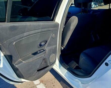 Белый Рено Меган, объемом двигателя 1.5 л и пробегом 207 тыс. км за 8500 $, фото 16 на Automoto.ua