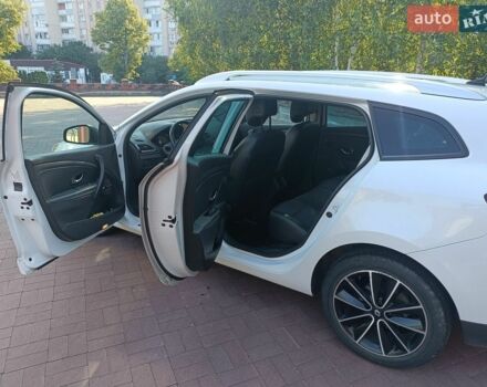 Білий Рено Меган, об'ємом двигуна 1.46 л та пробігом 167 тис. км за 7700 $, фото 5 на Automoto.ua