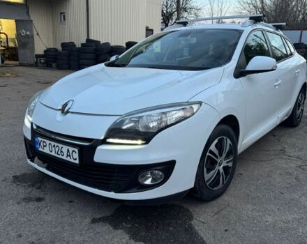 Белый Рено Меган, объемом двигателя 1.5 л и пробегом 300 тыс. км за 7999 $, фото 1 на Automoto.ua