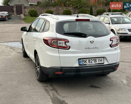 Рено Меган 2013 у Рівному на Automoto.ua Білий Рено Меган, об'ємом двигуна 1.6 л та пробігом 240 тис. км за 7950 $, фото 7 на Automoto.ua