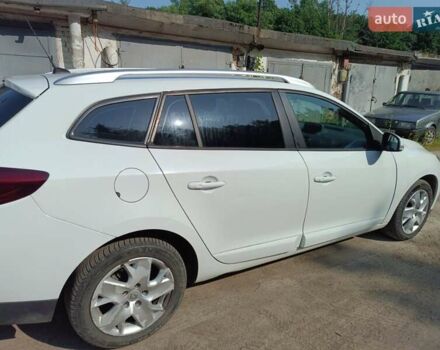 Белый Рено Меган, объемом двигателя 1.5 л и пробегом 250 тыс. км за 7100 $, фото 9 на Automoto.ua